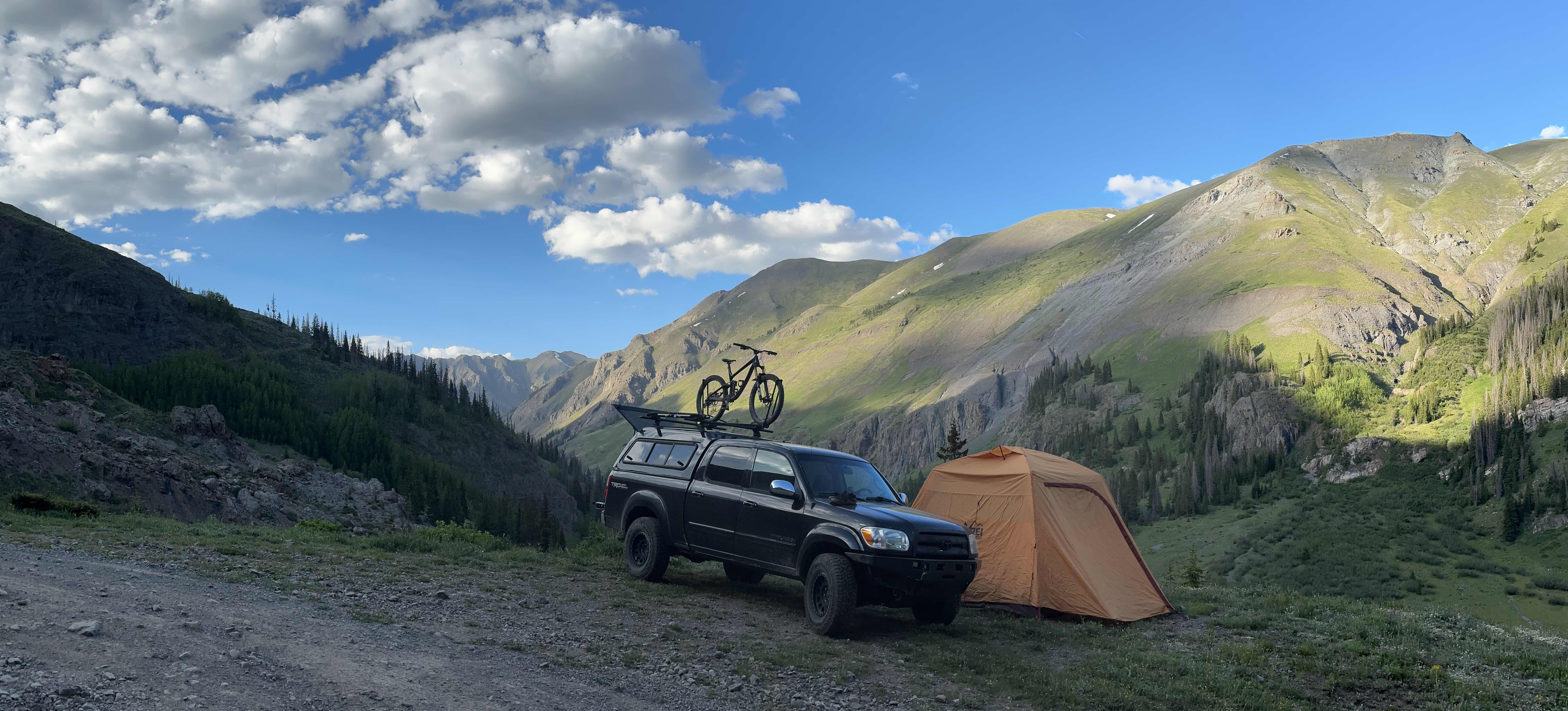 Tundra truck with camping platform
